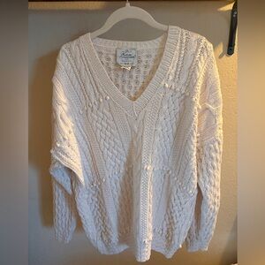 Express Cream V-Neck Cable Knit Sweater